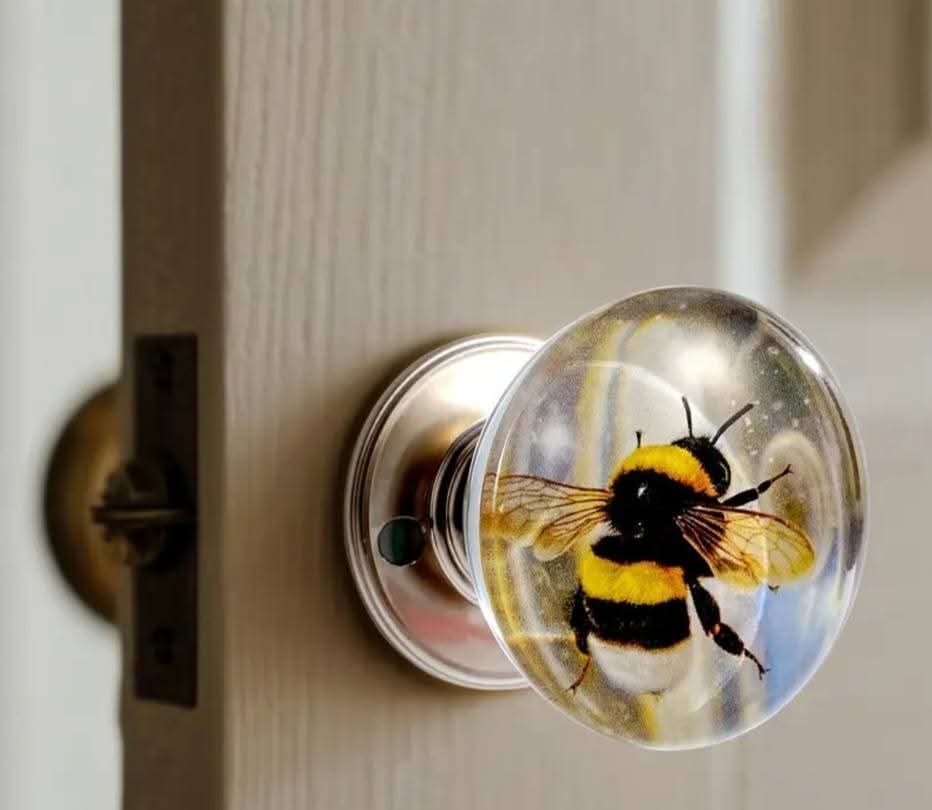 Resin knobs
