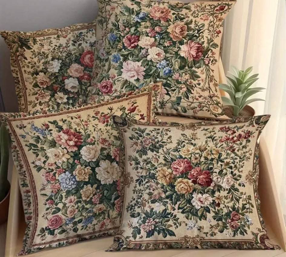 4pce cushion covers 45x45cm each