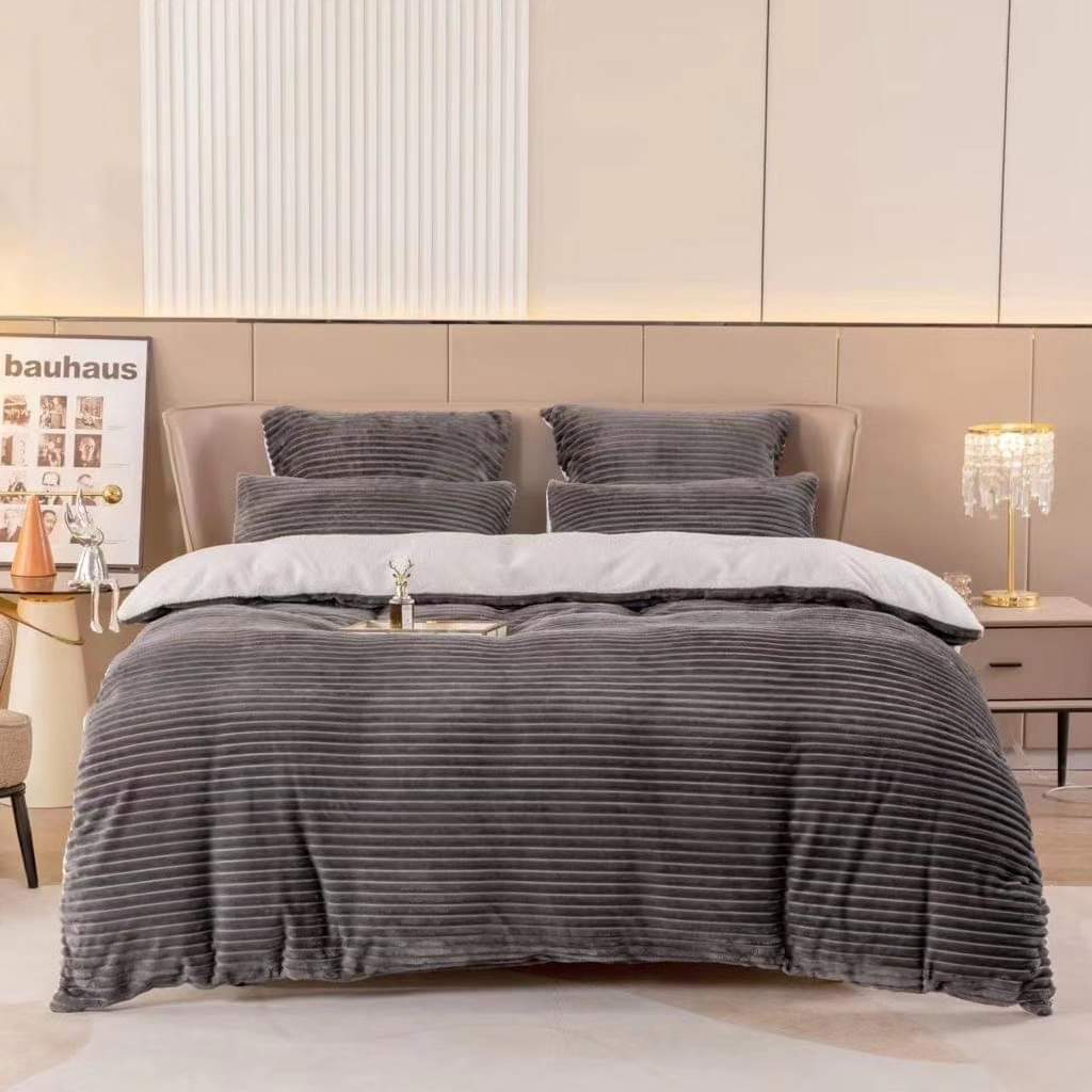 Ribbed Flannel Comforter Set