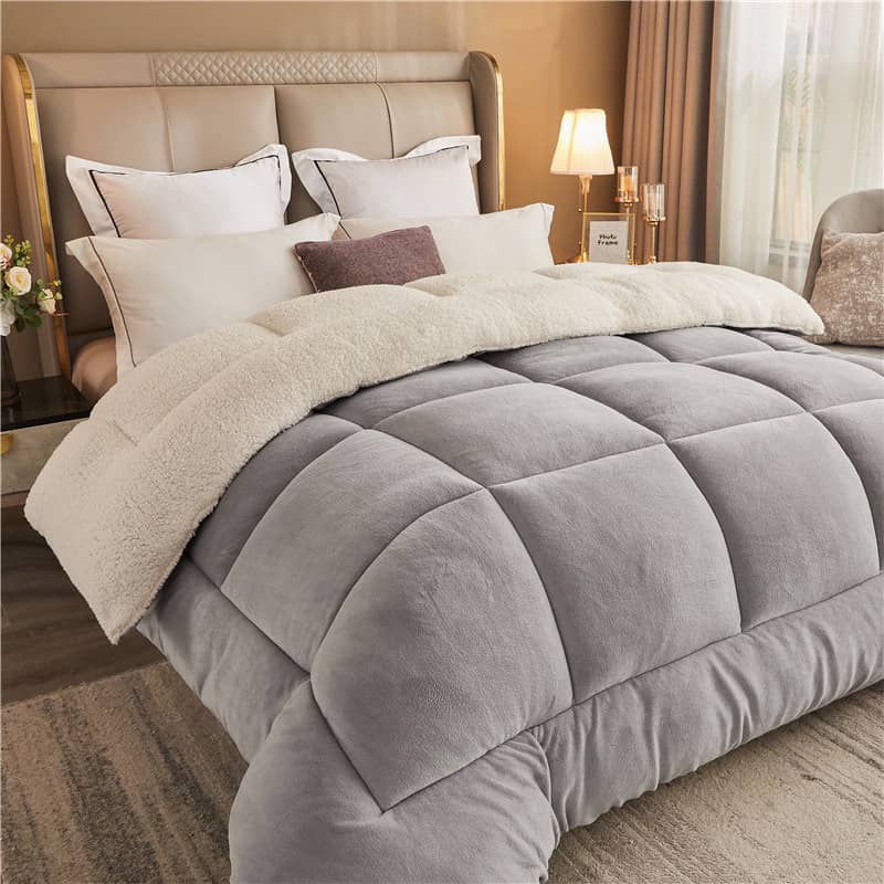 Velvet Fleece Sherpa Comforters