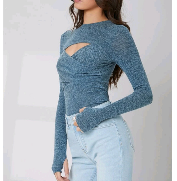 Long-sleeve cut out front top