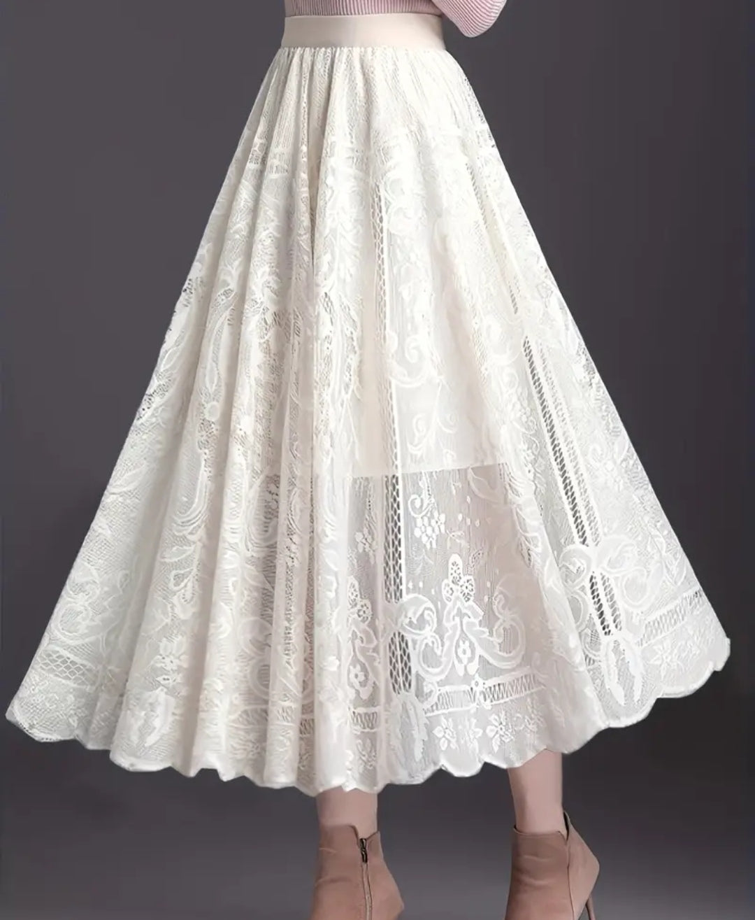 A-line skirt with lace