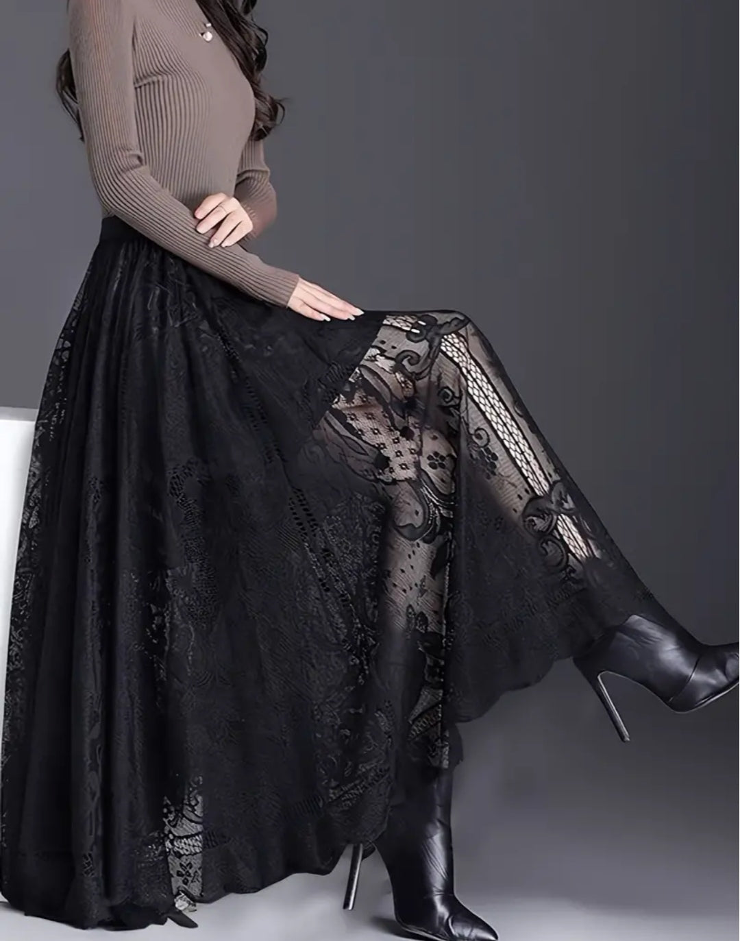 A-line skirt with lace