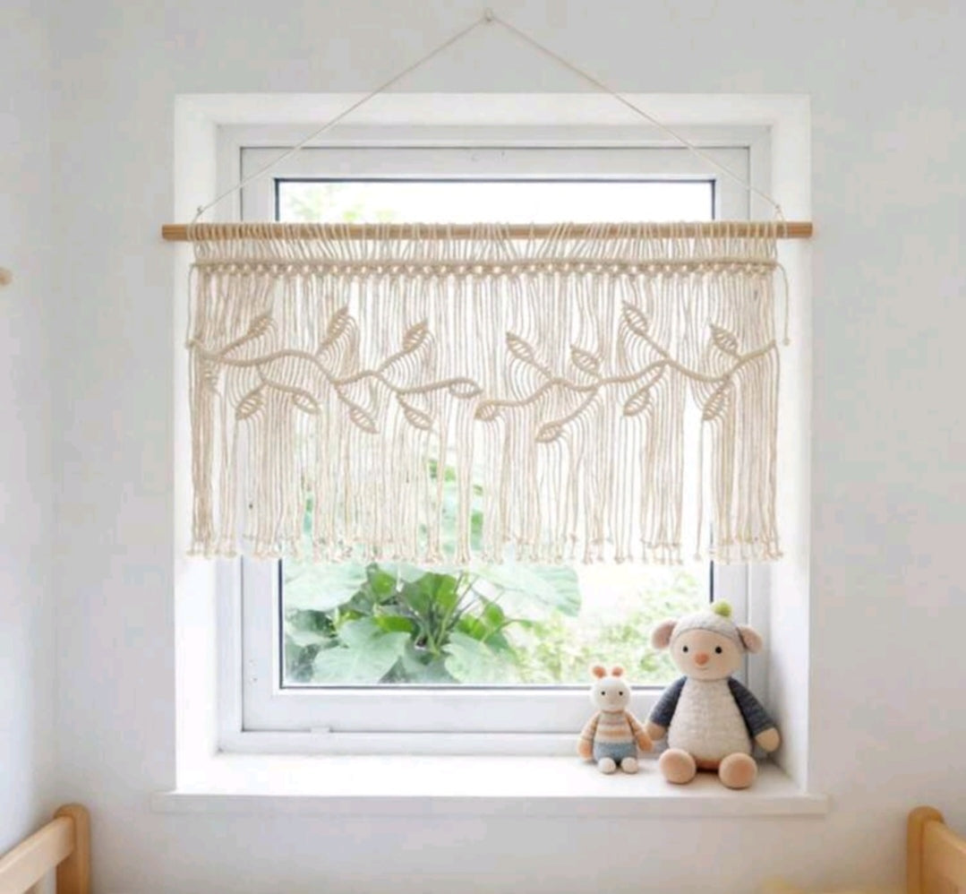 Boho Macrame Wall Hanging Tapestry – Handwoven Leaf Design Fringe Decor, Large Ivory Fiber Art for Living Room, Bedroom & Curtain Backdrop