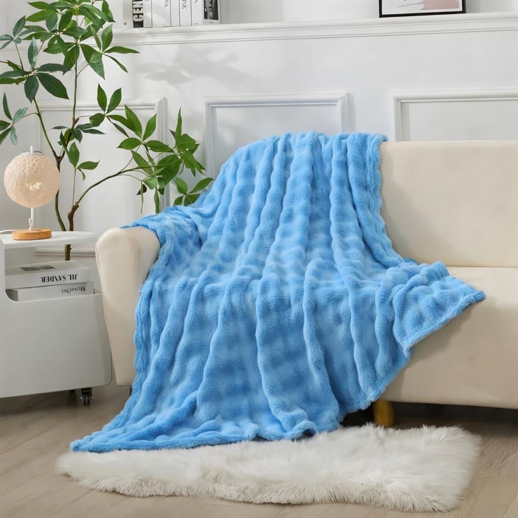 Luxury Flannel Throw Blanket – Ultra Soft Plush Sofa & Bed Throw (180 × 210 cm) – Available in 12 Colours