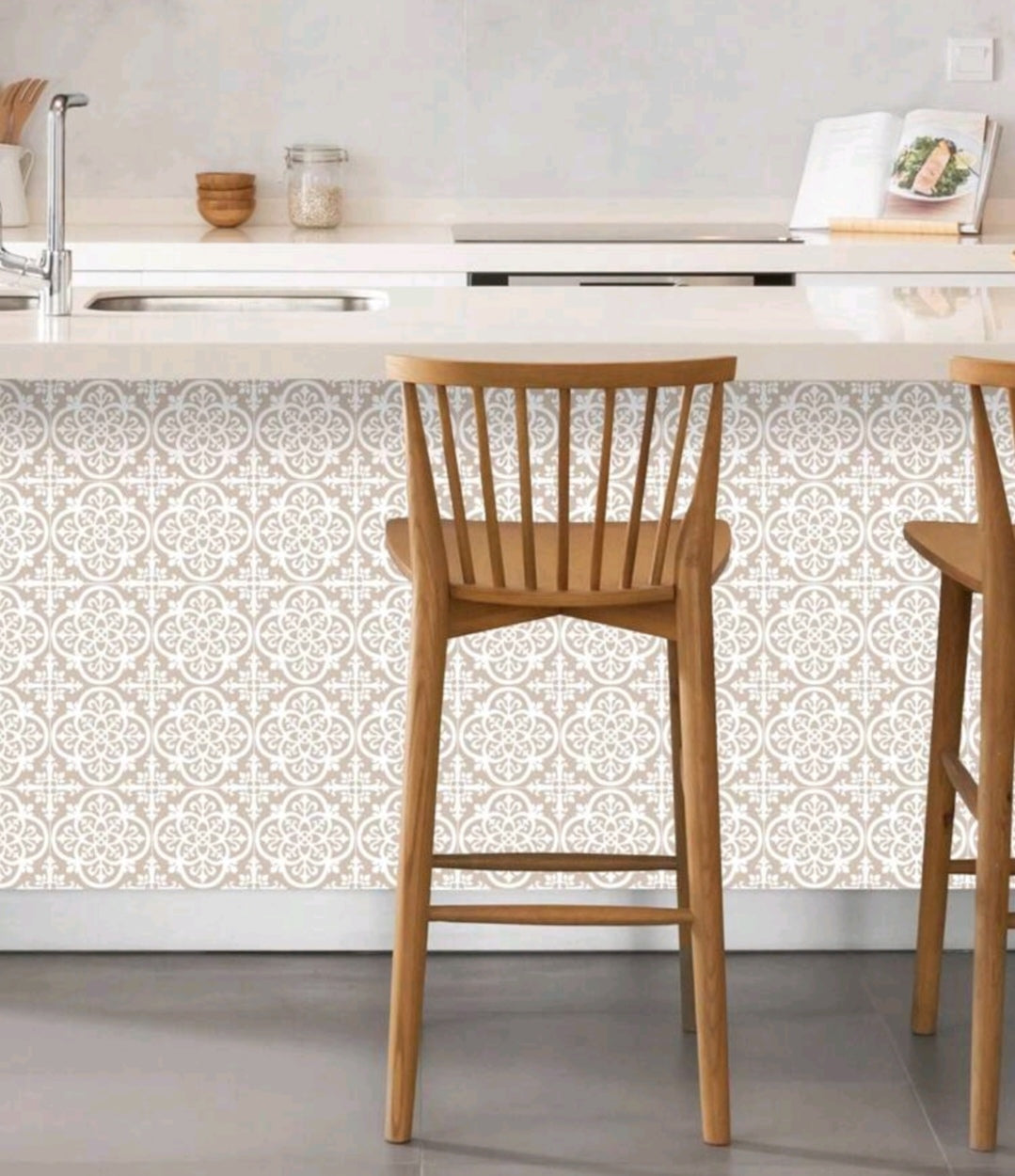 Vintage Moroccan Medallion Backsplash Tile – SQE Self-Adhesive Panel