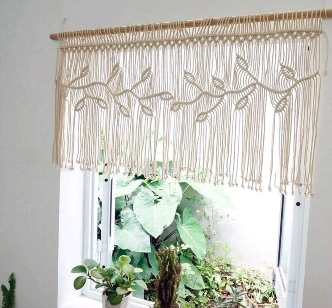 Boho Macrame Wall Hanging Tapestry – Handwoven Leaf Design Fringe Decor, Large Ivory Fiber Art for Living Room, Bedroom & Curtain Backdrop