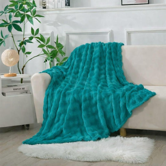 Luxury Flannel Throw Blanket – Ultra Soft Plush Sofa & Bed Throw (180 × 210 cm) – Available in 12 Colours